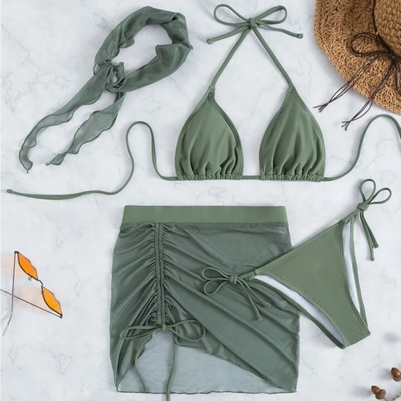 Swimsuit with cover up and bandana - Picture 3 of 3